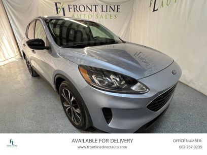Used 2022 Ford Escape SE w/ SE Sport Appearance Package