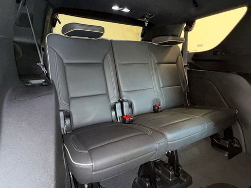 Used 2024 Chevrolet Tahoe Premier image 36