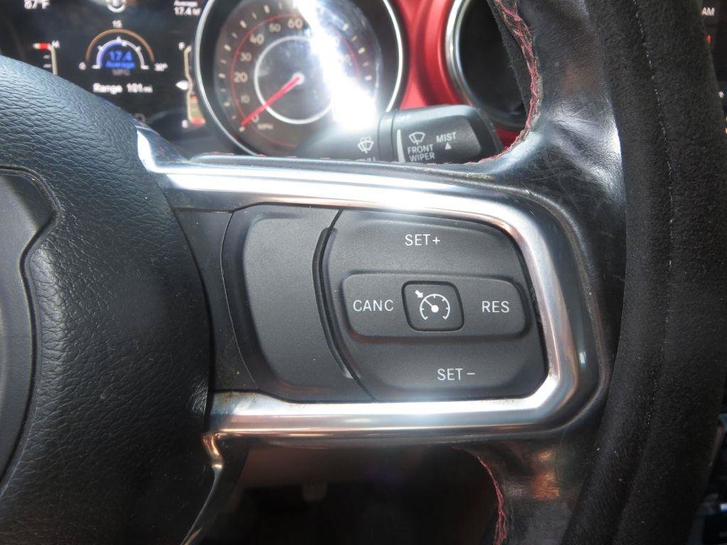 Used 2020 Jeep Gladiator Rubicon w/ Cold Weather Group AWD/4WD image 18