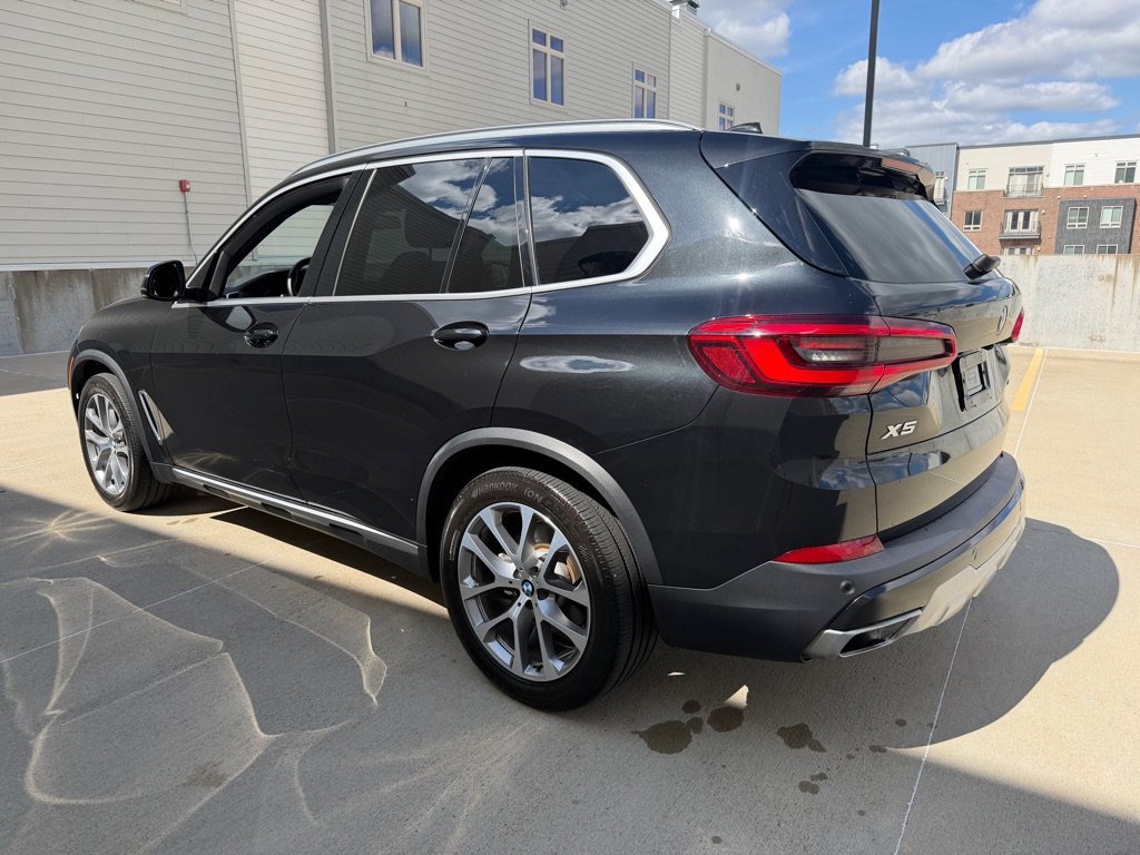 Used 2019 BMW X5 xDrive40i w/ Convenience Package AWD/4WD image 5