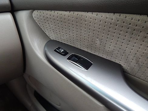 Used 2007 Toyota Sienna LE image 24