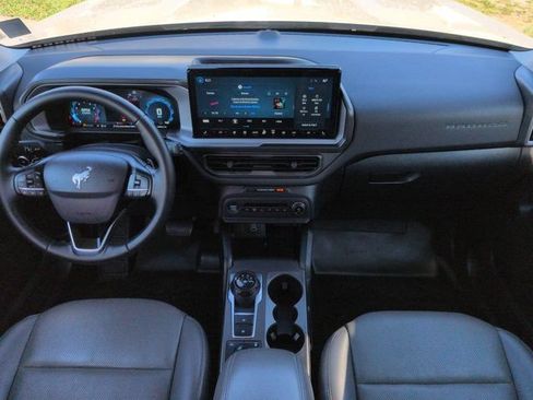 Used 2025 Ford Bronco Sport Badlands AWD/4WD image 14