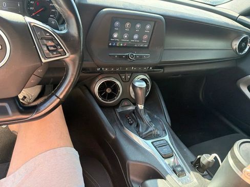 Used 2023 Chevrolet Camaro LT RWD image 6