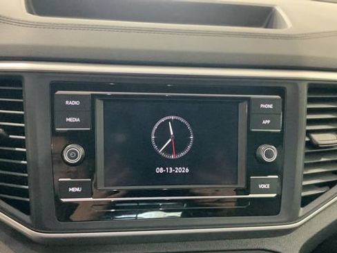 Used 2023 Volkswagen Atlas SE AWD/4WD image 24