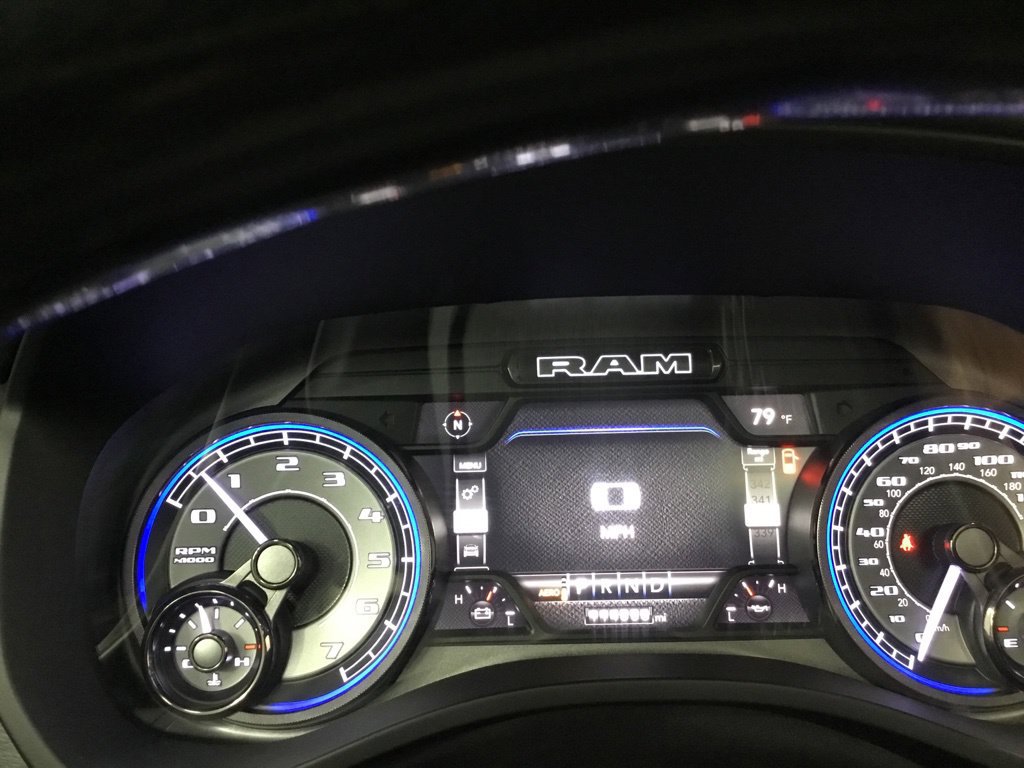 Used 2022 RAM 1500 Limited w/ Body Color Bumper Group AWD/4WD image 37