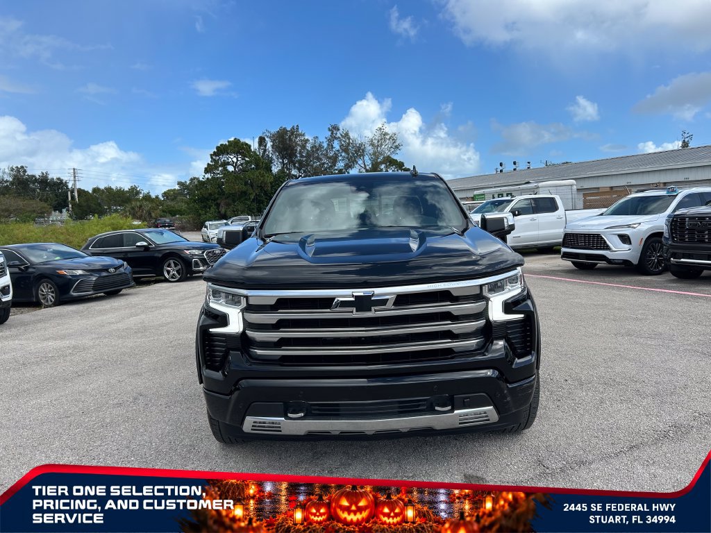 Used 2023 Chevrolet Silverado 1500 High Country RWD image 3