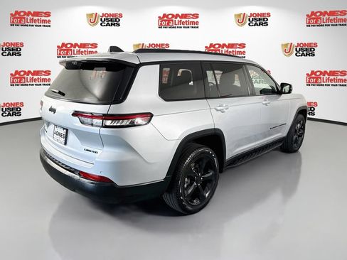 Used 2023 Jeep Grand Cherokee L Limited w/ Luxury Tech Group II AWD/4WD image 18