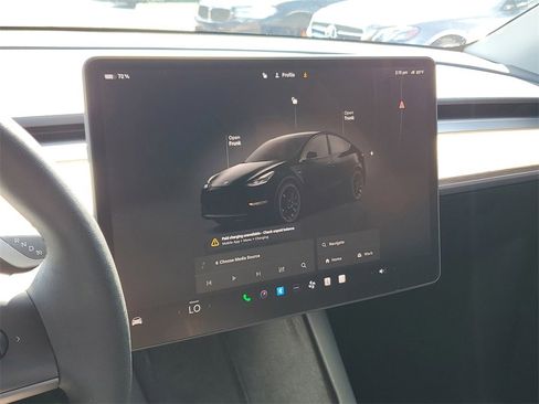 Used 2024 Tesla Model Y Performance image 26