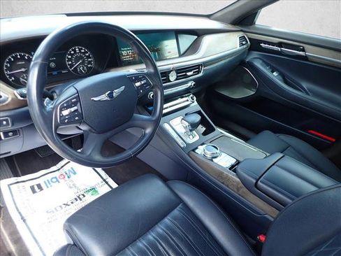 Used 2021 Genesis G90 5.0 Ultimate RWD image 10