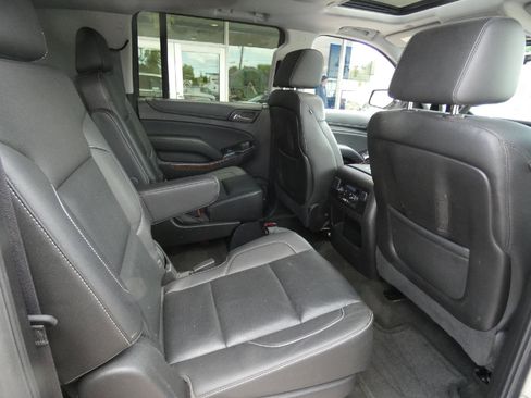 Used 2016 Chevrolet Suburban LTZ AWD/4WD image 18