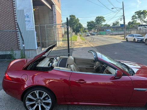 Used 2014 Jaguar XK Convertible RWD image 16