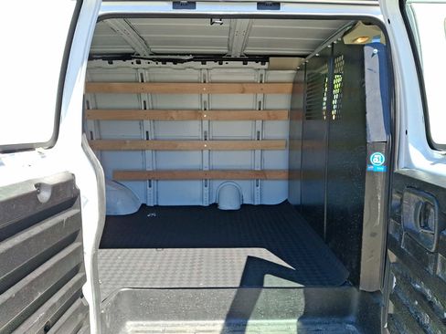 Used 2024 Chevrolet Express 2500 w/ Driver Convenience Package RWD image 10