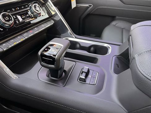 New 2026 GMC Sierra 1500 Denali w/ Denali Reserve Package image 19