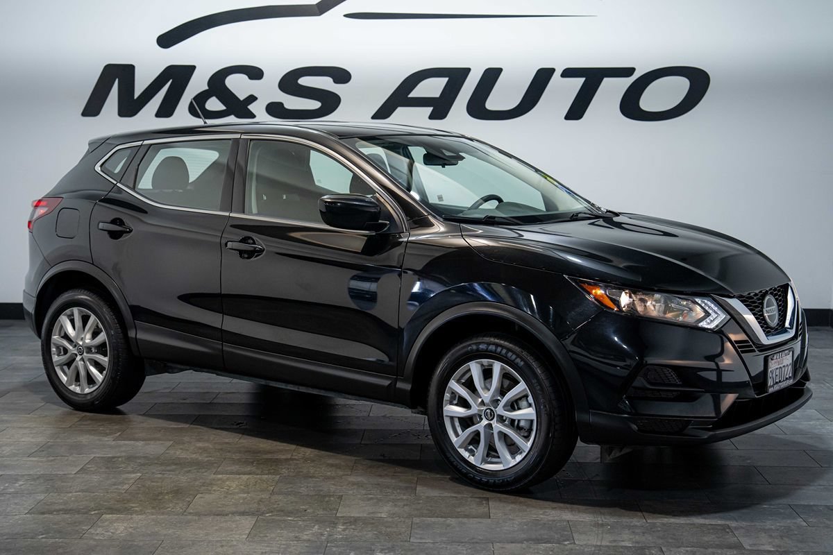 Used 2022 Nissan Rogue Sport S FWD image 19