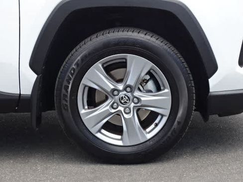 Certified 2025 Toyota RAV4 LE AWD/4WD image 8