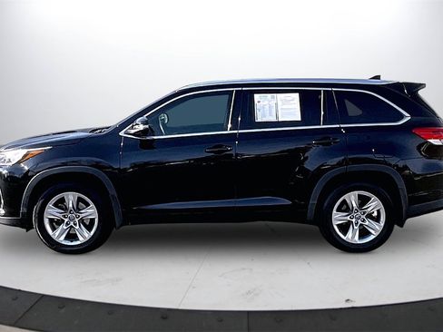 Used 2018 Toyota Highlander Limited image 6
