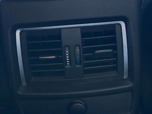 Used 2018 BMW 430i Convertible image 17