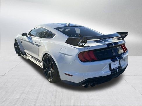 Used 2022 Ford Mustang Shelby GT500 w/ Carbon Fiber Track Pack image 8