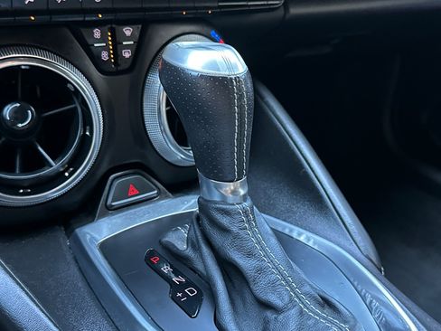 Used 2017 Chevrolet Camaro SS RWD image 32