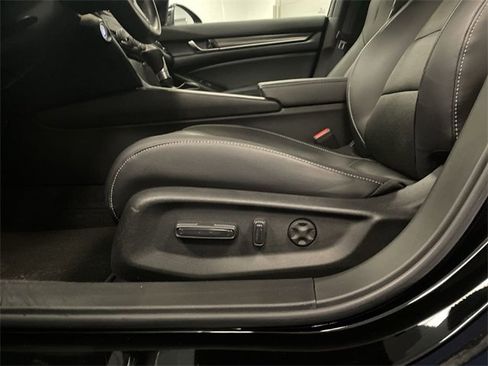 Certified 2022 Honda Accord Sport image 12