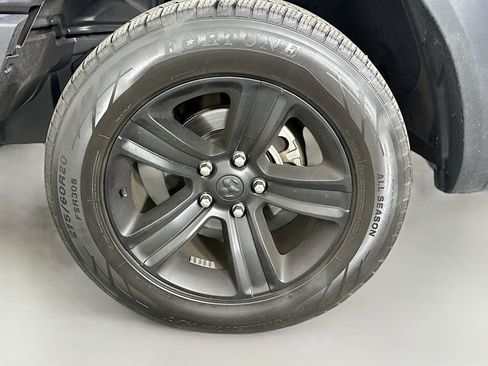 Used 2022 RAM 1500 Classic Warlock AWD/4WD image 33
