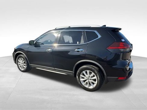 Used 2018 Nissan Rogue SV AWD/4WD image 6
