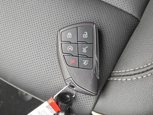 New 2026 GMC Yukon Elevation image 39