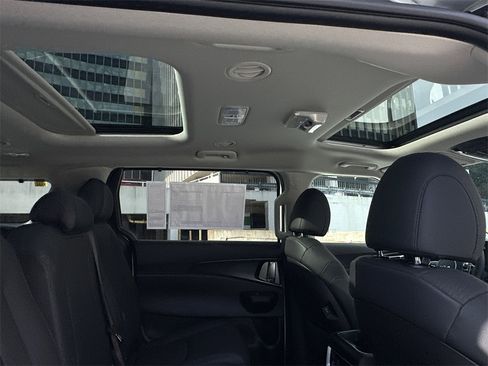 New 2026 Kia Carnival SX Prestige image 10