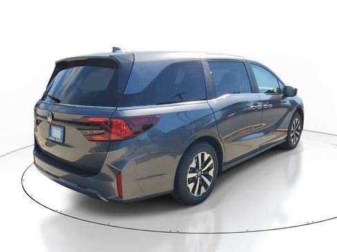 New 2026 Honda Odyssey EX-L image 6