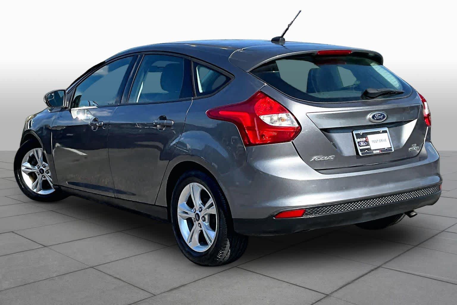 Used 2014 Ford Focus SE FWD image 11