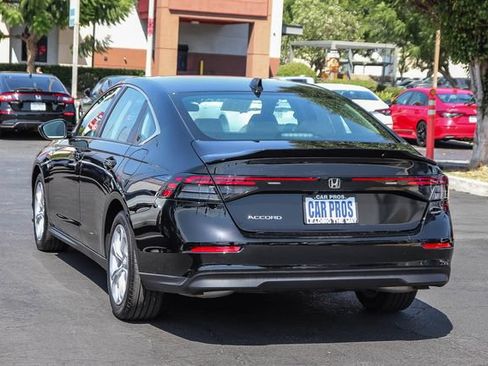 Used 2025 Honda Accord LX image 13