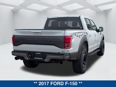 Used 2017 Ford F150 Raptor w/ Equipment Group 802A Luxury image 4