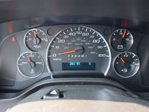 New 2025 Chevrolet Express 2500 w/ Driver Convenience Package image 32