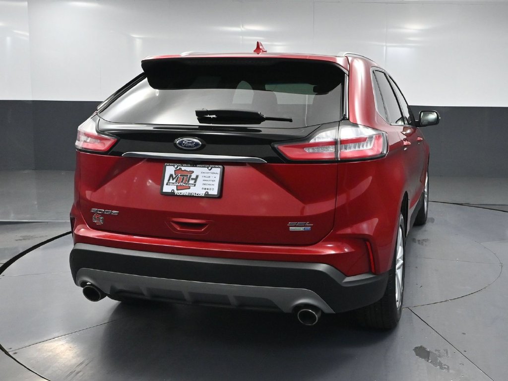 Used 2020 Ford Edge SEL w/ Cold Weather Package AWD/4WD image 5
