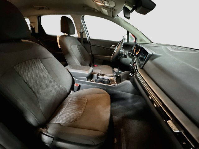 Certified 2026 Kia Sportage LX AWD/4WD image 27