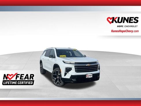 New 2026 Chevrolet Traverse High Country w/ LPO, Floor Liner Package image 1