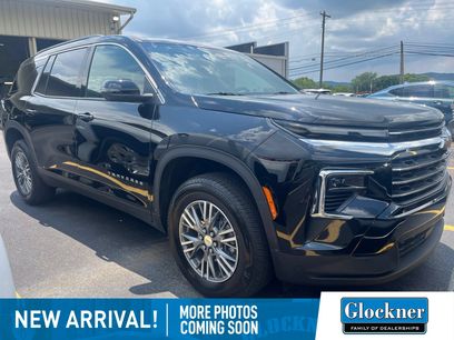 Used 2026 Chevrolet Traverse LT w/ Driver Confidence Package