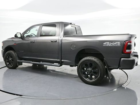 Used 2020 RAM 2500 Big Horn w/ Level 2 Equipment Group AWD/4WD image 5