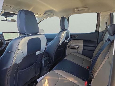 New 2025 Ford Maverick Lariat w/ 4K Tow Package image 9