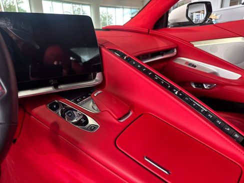 Used 2023 Chevrolet Corvette Stingray Premium Cpe w/ Z51 Performance Package RWD image 13