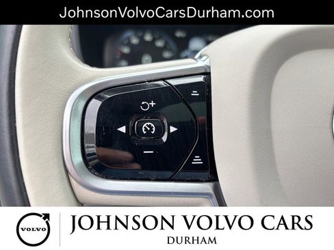 Used 2020 Volvo V60 T5 Momentum w/ Protection Package Premier image 22