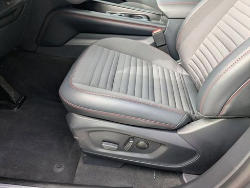 New 2026 Ford Explorer ST-Line w/ ST-Line Street Pack image 4