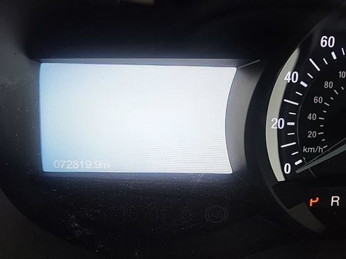 Used 2017 Ford Edge Titanium w/ Equipment Group 301A FWD image 5