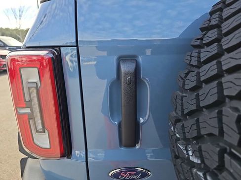 Used 2024 Ford Bronco Wildtrak AWD/4WD image 16