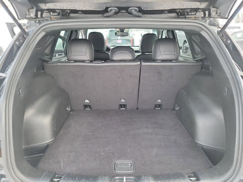 Used 2024 Jeep Compass Trailhawk image 21