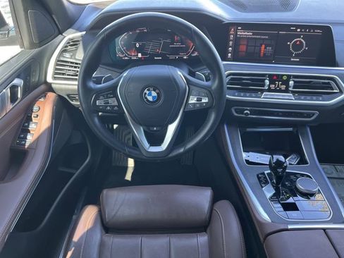 Certified 2022 BMW X5 sDrive40i image 12
