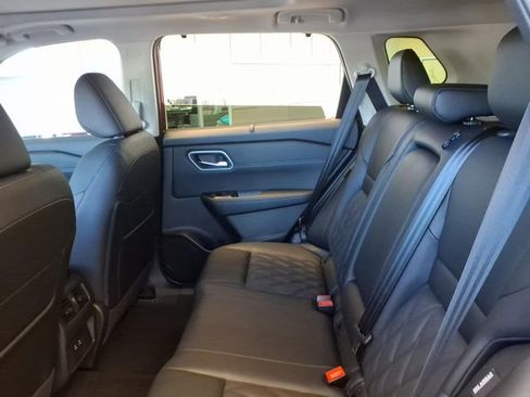 New 2026 Nissan Rogue Platinum AWD/4WD image 8