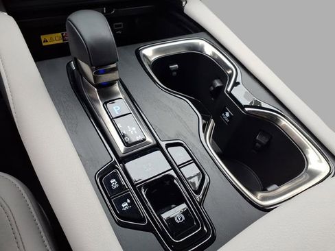 Certified 2024 Lexus RX 350 Premium w/ Accessory Package (Z1) image 11