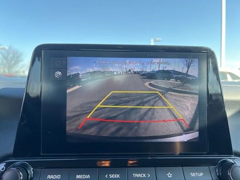 Certified 2023 Kia Forte LXS w/ LXS Technology Package image 20