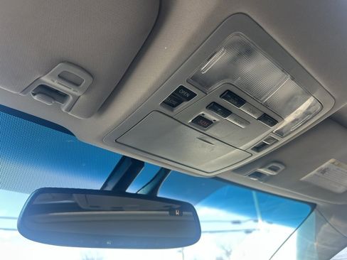 Used 2014 Toyota Avalon Limited image 24